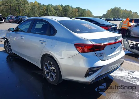 2020 Kia Forte Lxs из США, поврежденный, VIN 3KPF24AD3LE213386
